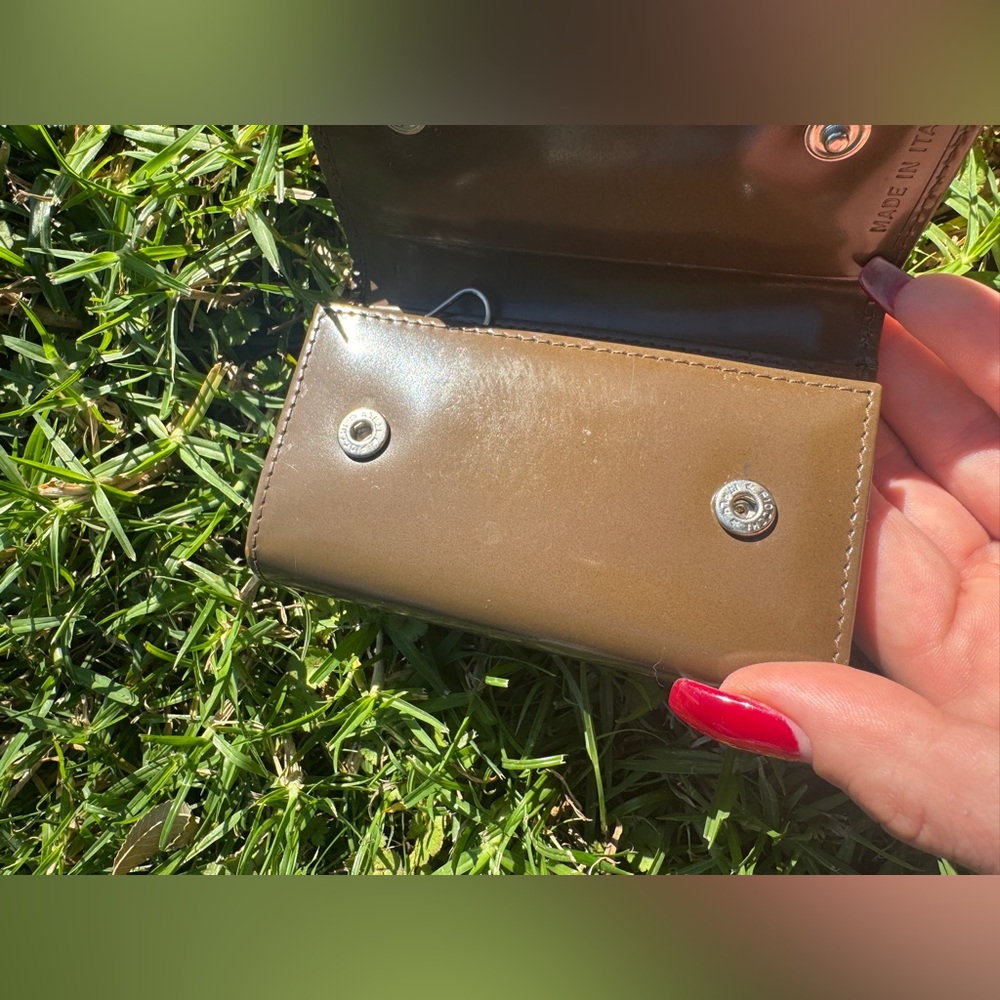 Vintage Prada Olive brown Patent Leather Key Wallet - Picture 5 of 14